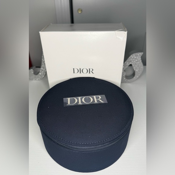 Authentic Gift with Purchase dark blue round Dior vanity box with mirror - Picture 1 of 6